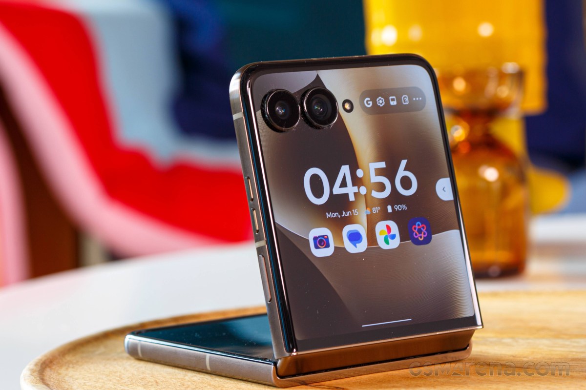 Motorola Razr 70 Ultra/Razr Ultra 2026 review