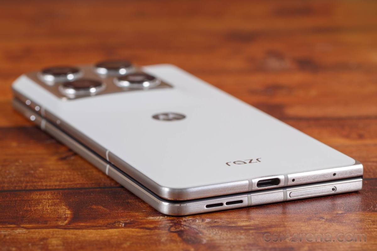 Motorola Razr Fold review
