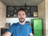 Selfie samples, 0.6x (native) - 18mm, f/2.0, ISO 500, 1/33s (4096x3072px) - Oppo Reno16 Pro review